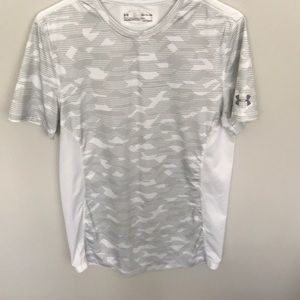 Under armor t shirt